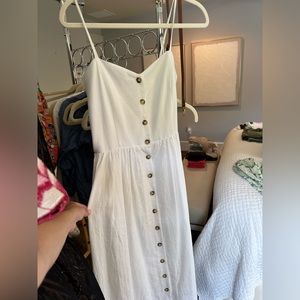 H&M white Midi dress with wooden buttons. Size 8. Never worn